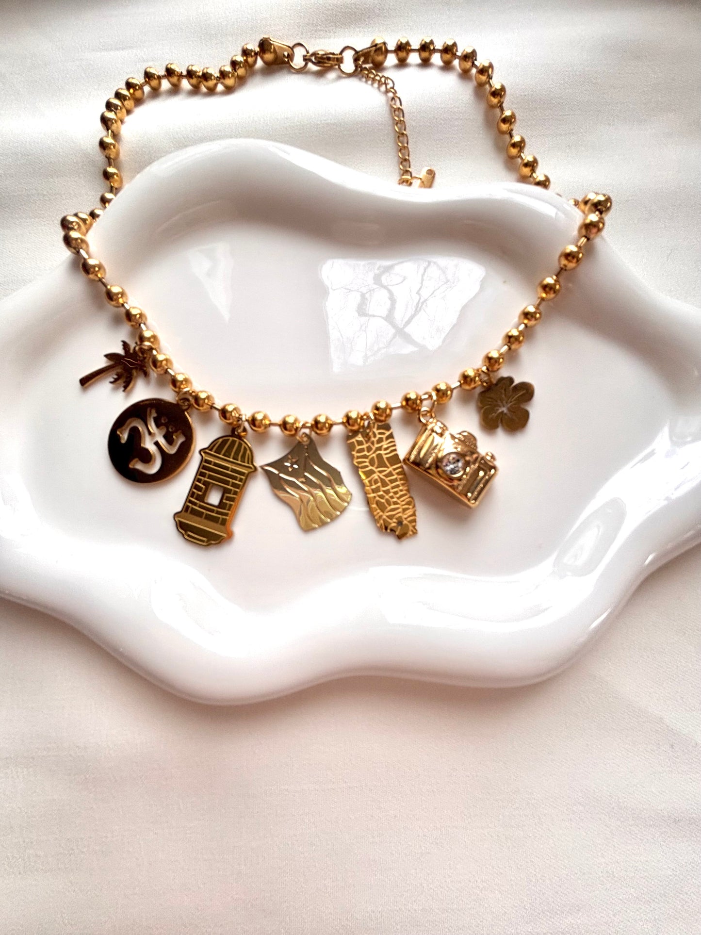 Mi Linda Tierra Necklace