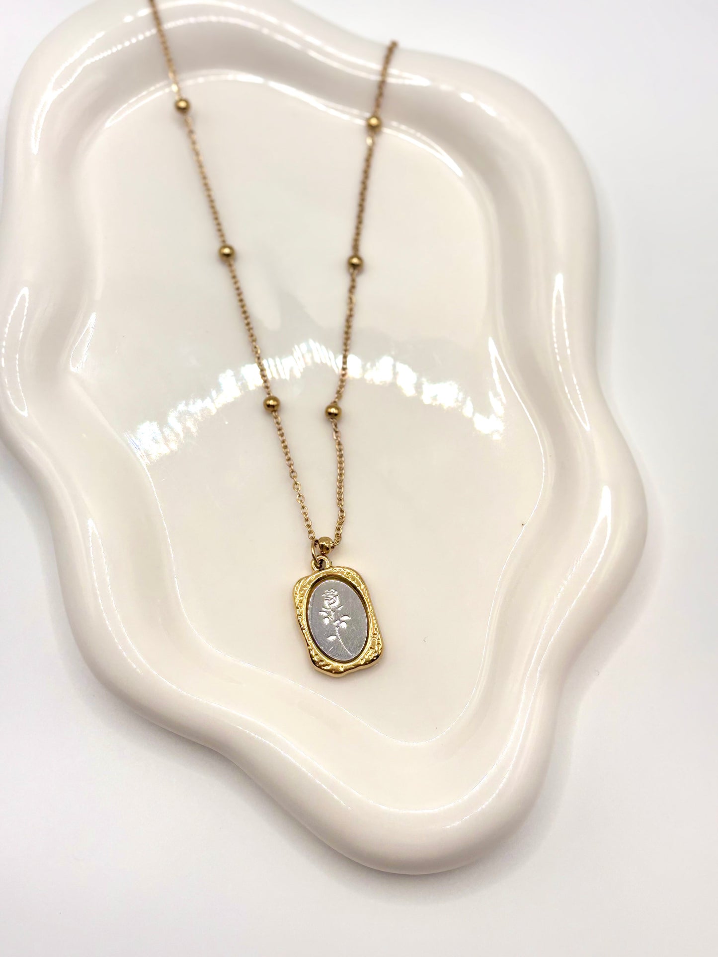 Flor de Espejo Necklace