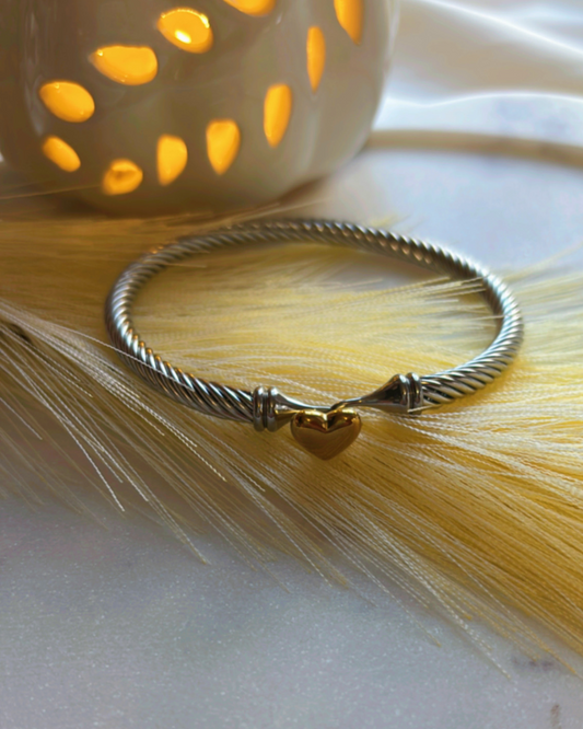 Amour Bangle Bracelet