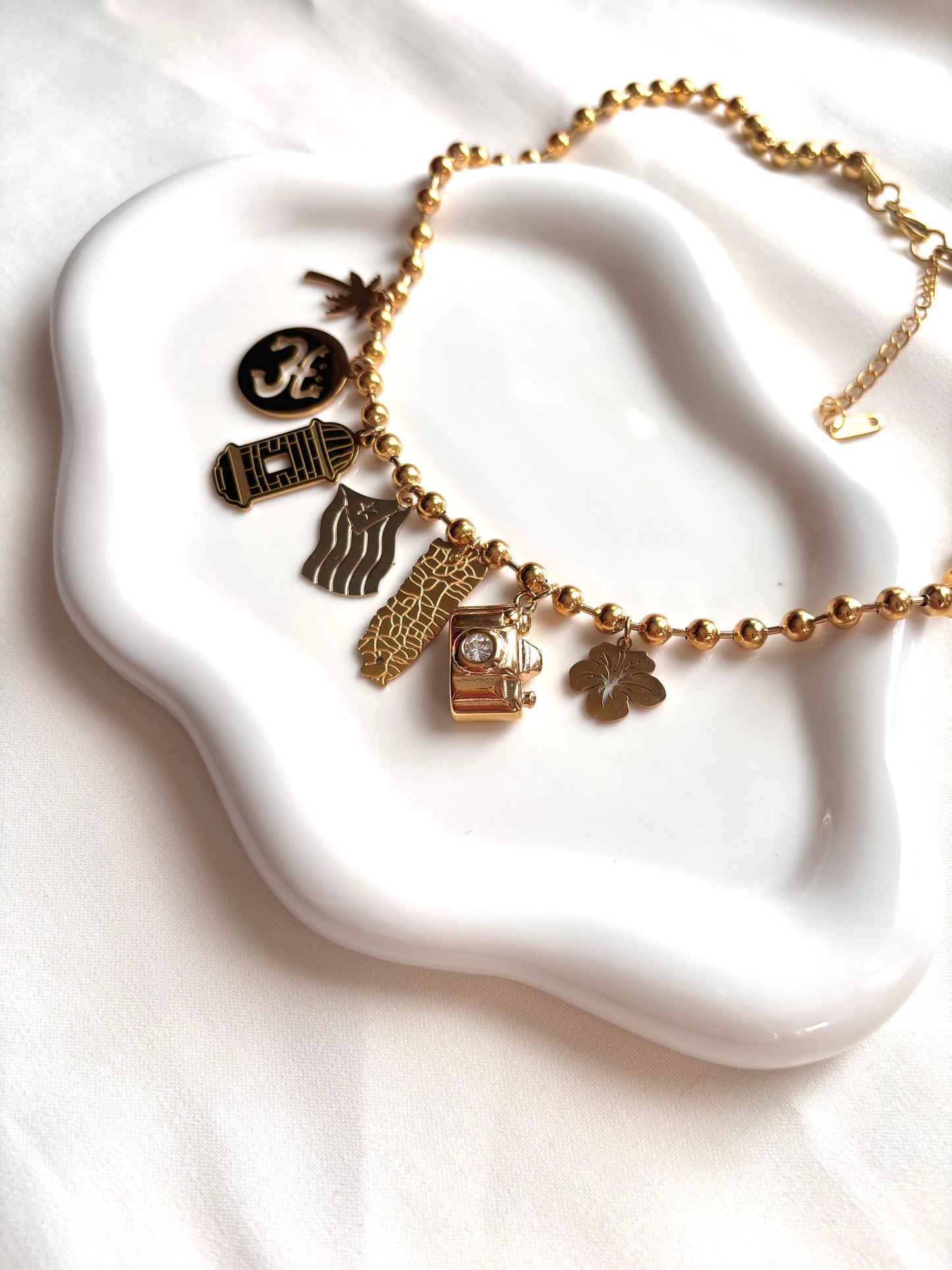 Mi Linda Tierra Necklace
