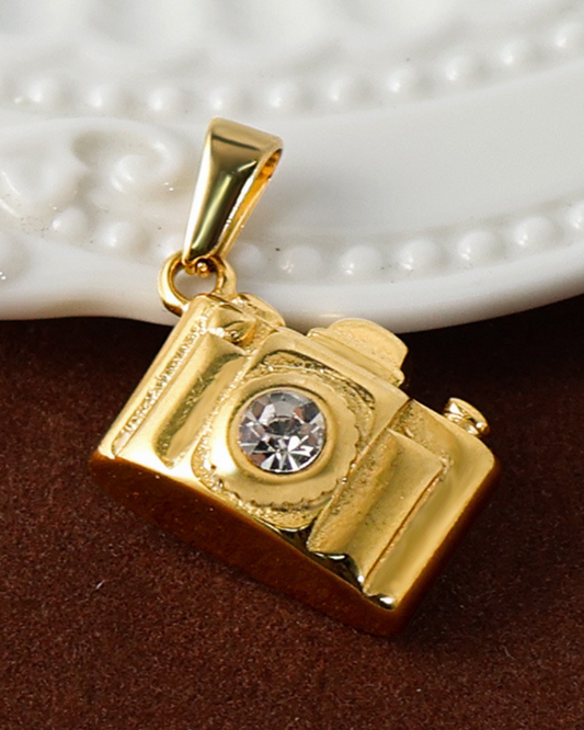 Camara Charm